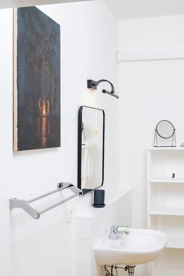 Art Apartment Karlsplatz By Ichbucheat Wien
