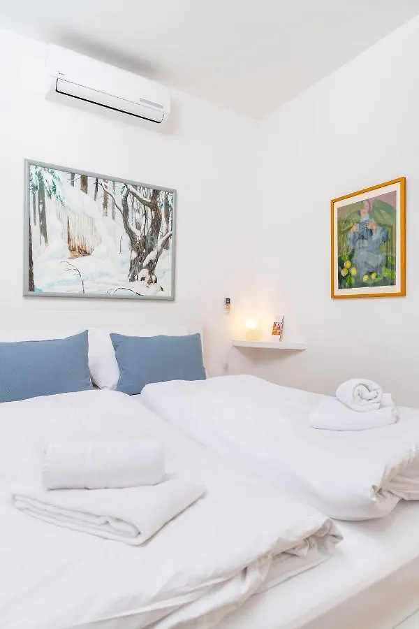 Art Apartment Karlsplatz By Ichbucheat Vienna