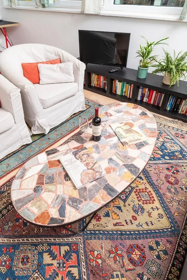 Art Apartment Karlsplatz By Ichbucheat Wien