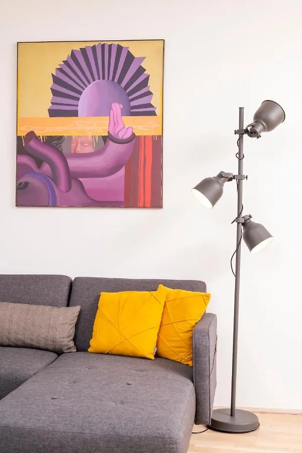 Art Apartment Karlsplatz By Ichbucheat Wien Österrike