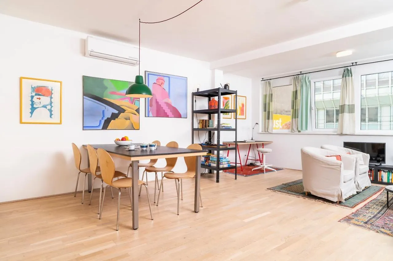 Art Apartment Karlsplatz By Ichbucheat Vienna