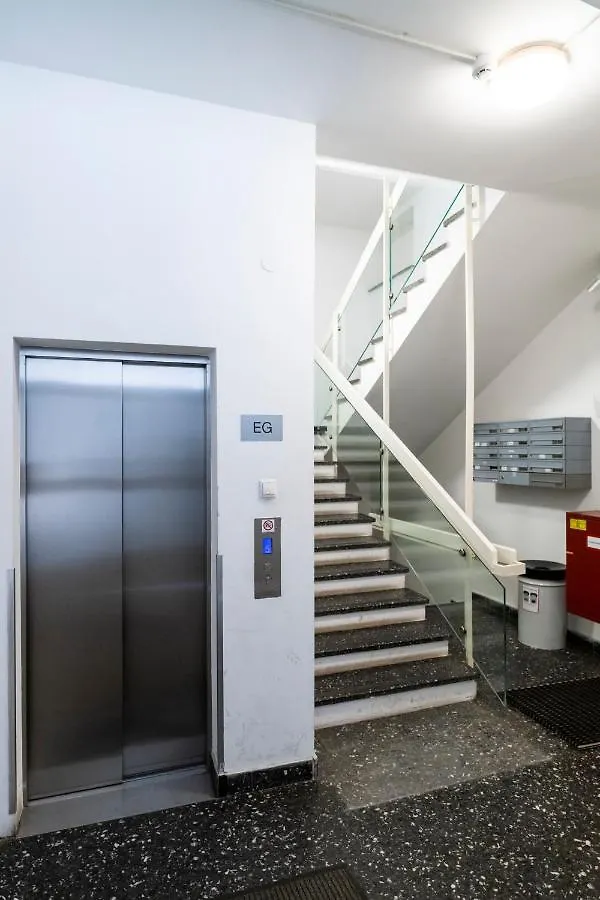 Art Apartment Karlsplatz By Ichbucheat Wien