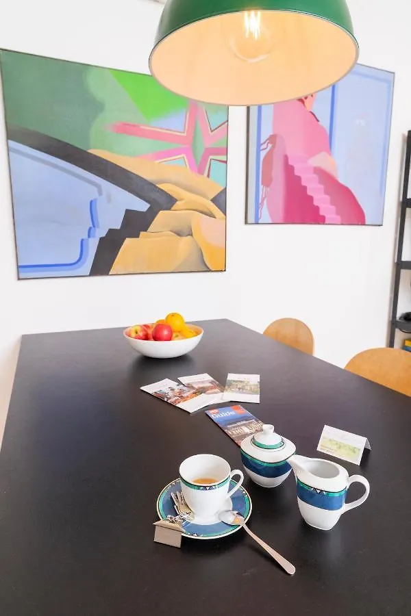 Art Apartment Karlsplatz By Ichbucheat Wien