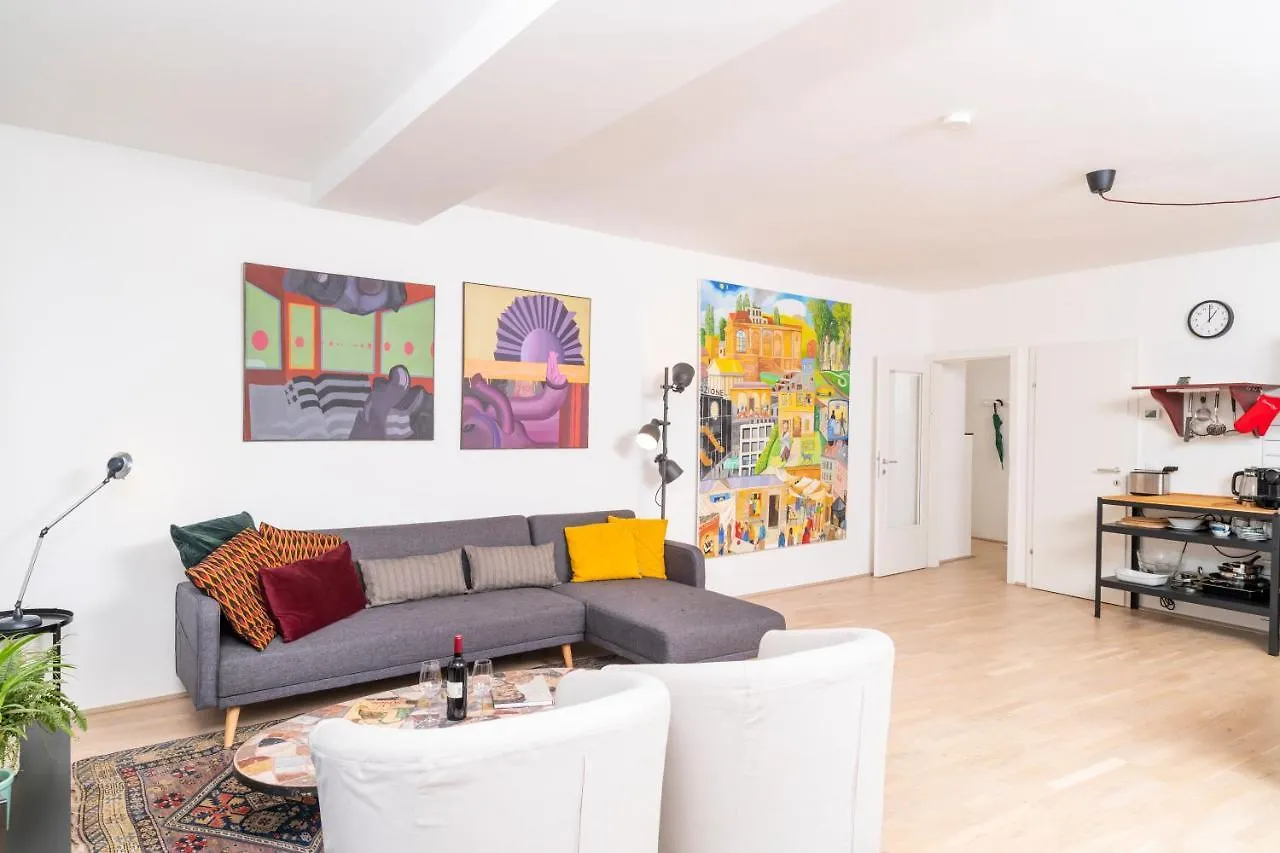 Art Apartment Karlsplatz By Ichbucheat Wien